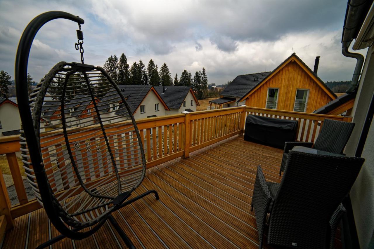 Lipno - Lakeside Village - Vetrnik Frymburk Bagian luar foto